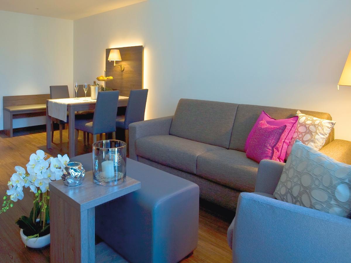 Hotel Eislinger Tor Eislingen Buitenkant foto